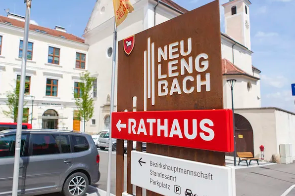 西安酒店標(biāo)識(shí)設(shè)計(jì)作品案例展示